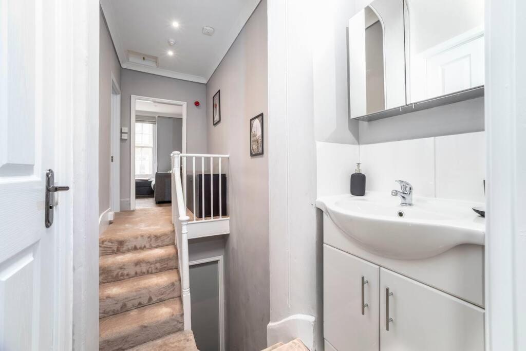 Appartamento 2 Bedroom Flat In Notting Hill *